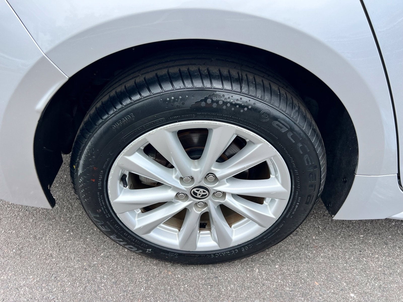 2024 Toyota Corolla Hybrid XLE