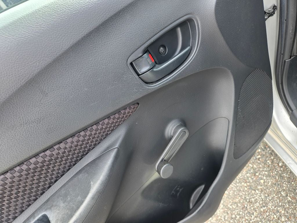 2008 Toyota Yaris Base
