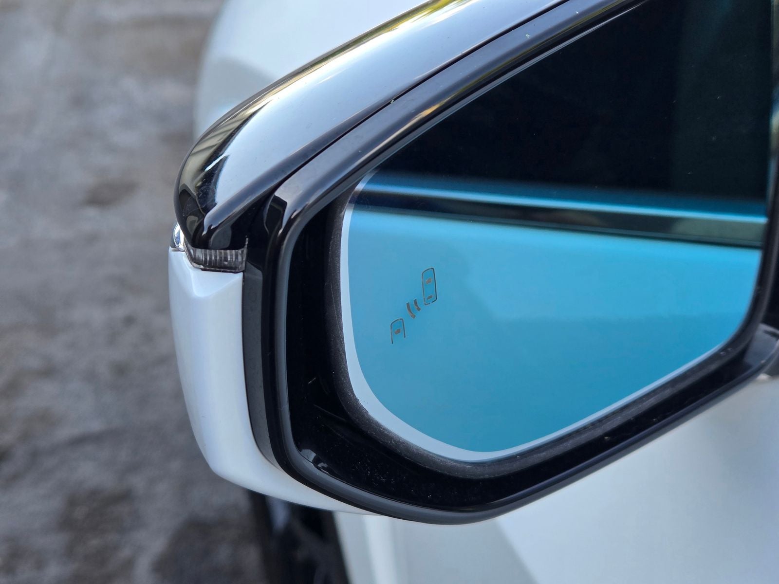 2023 Lexus UX 250h F SPORT Handling