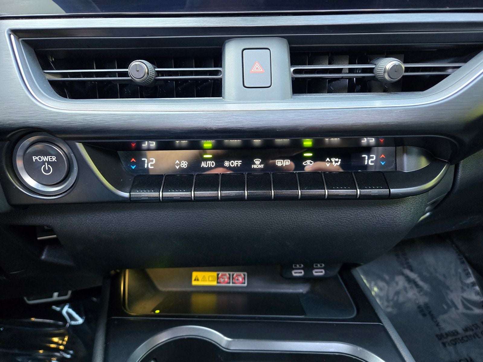 2023 Lexus UX 250h F SPORT Handling