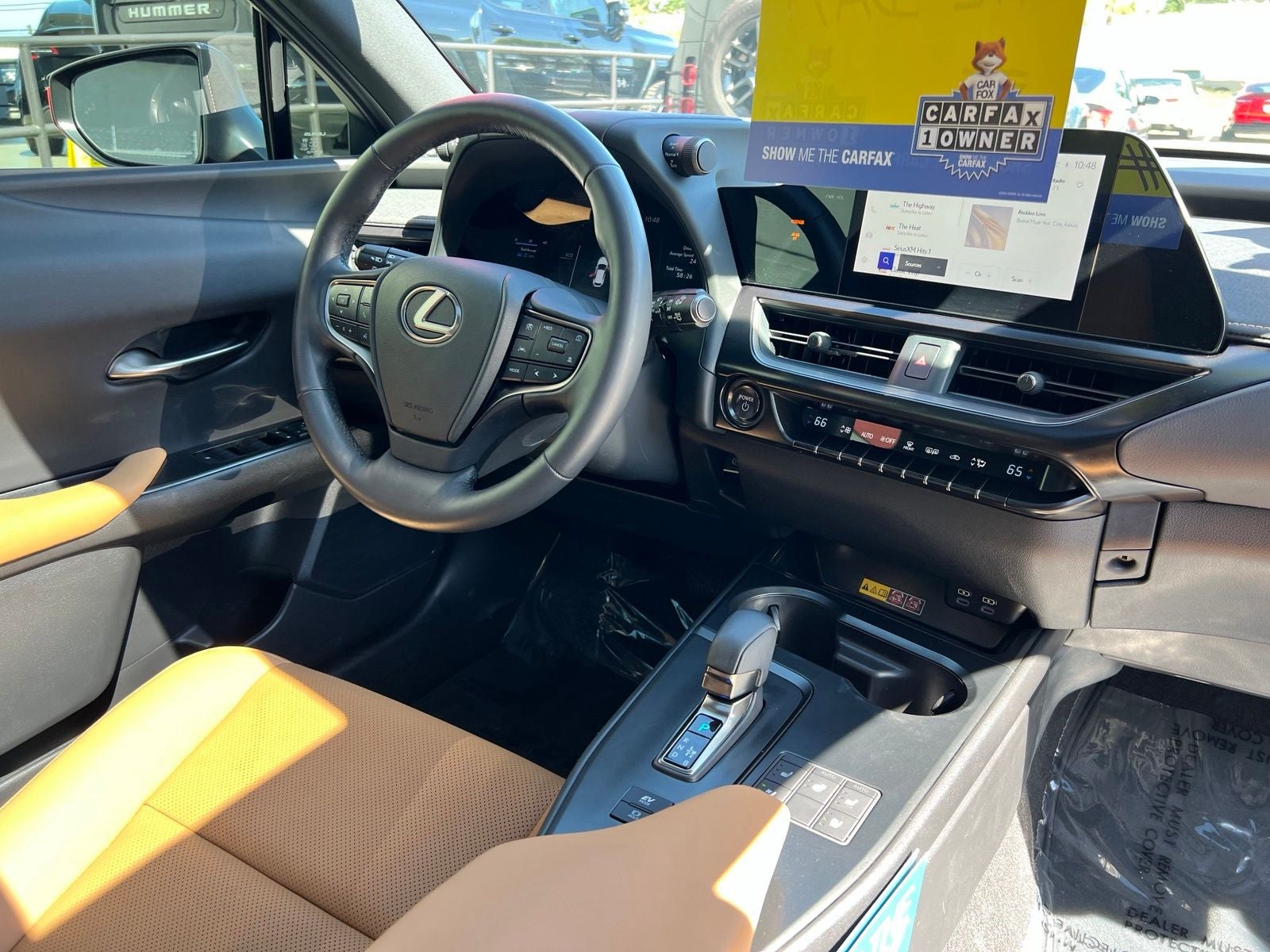 2025 Lexus UX 300h Premium