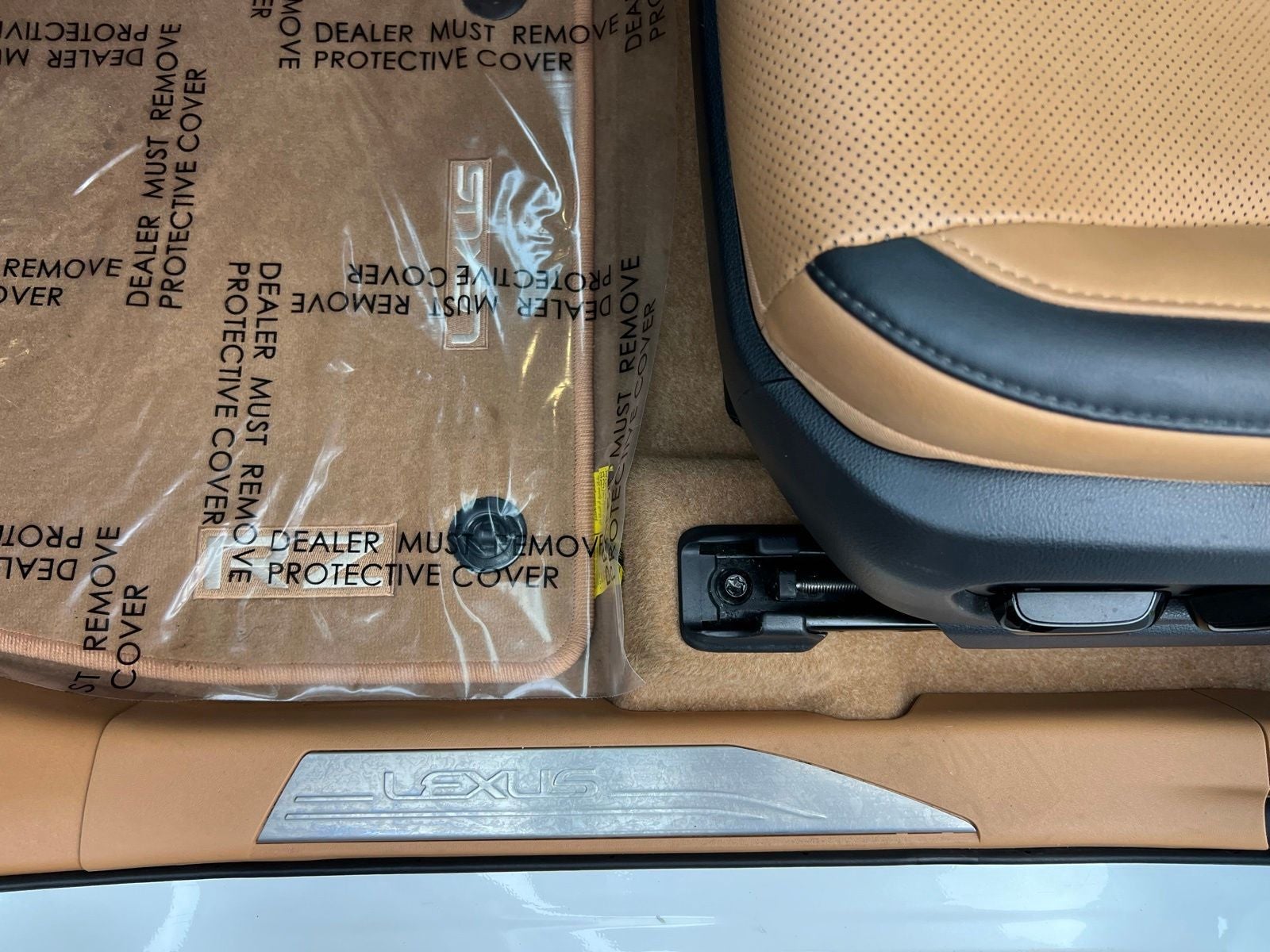 2024 Lexus RZ 300e Premium
