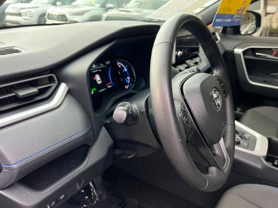 2025 Toyota RAV4 Hybrid SE