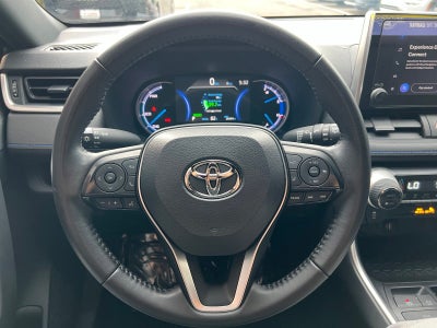 2025 Toyota RAV4 Hybrid SE