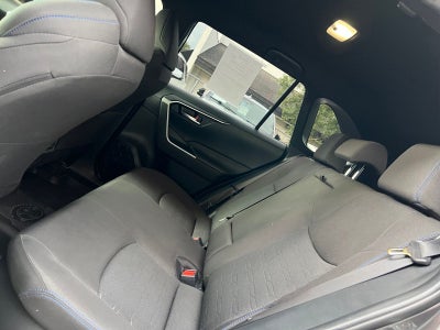 2025 Toyota RAV4 Hybrid SE