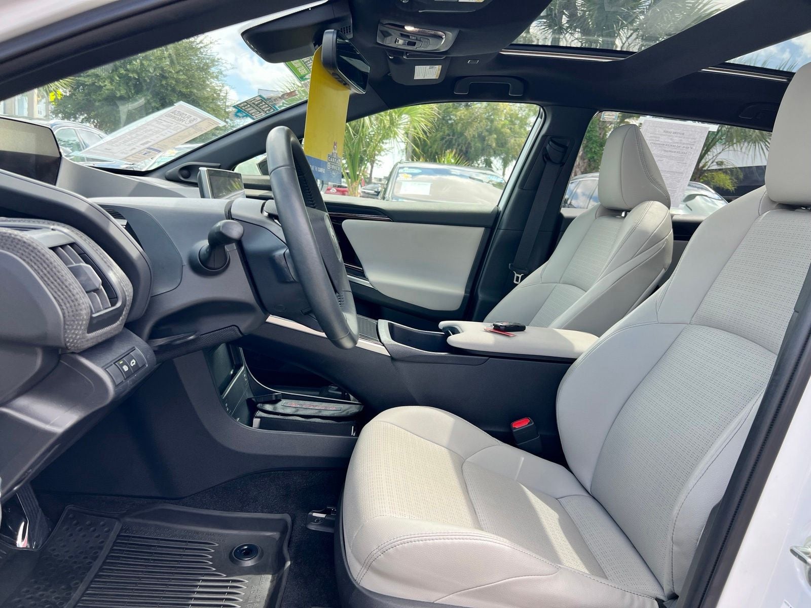 2023 Toyota bZ4X Limited