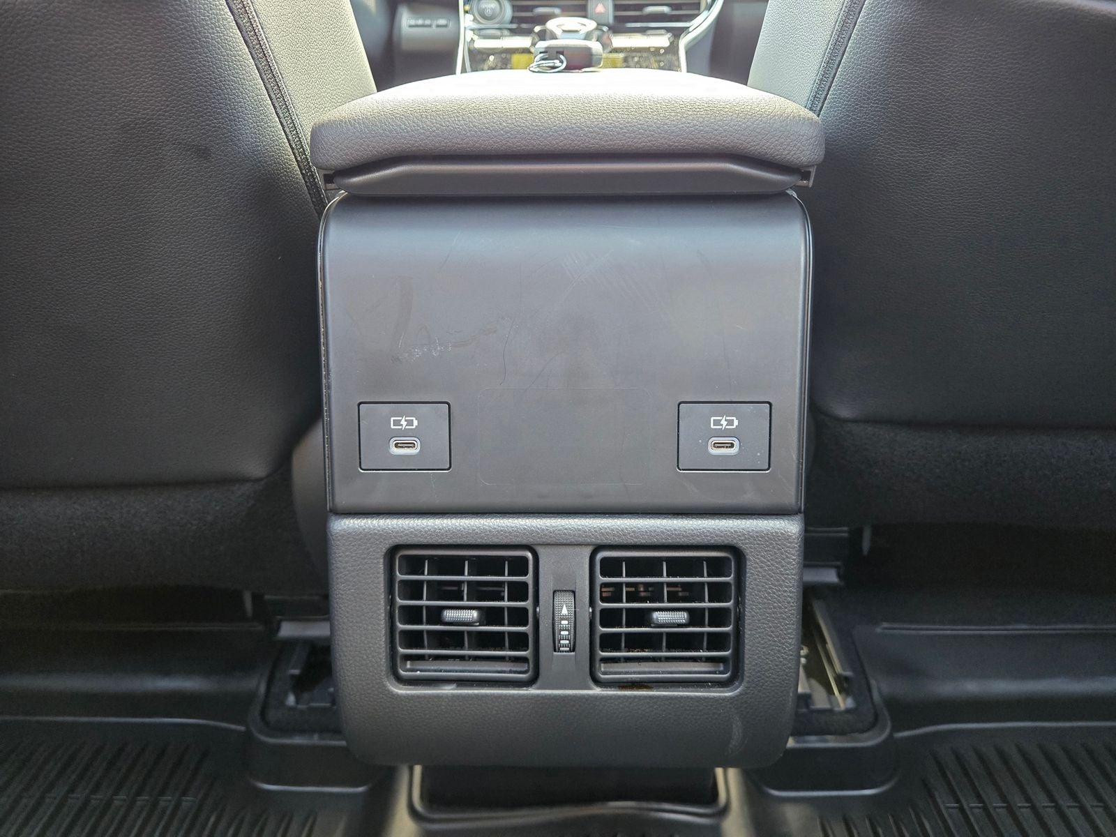 2025 Toyota bZ4X XLE