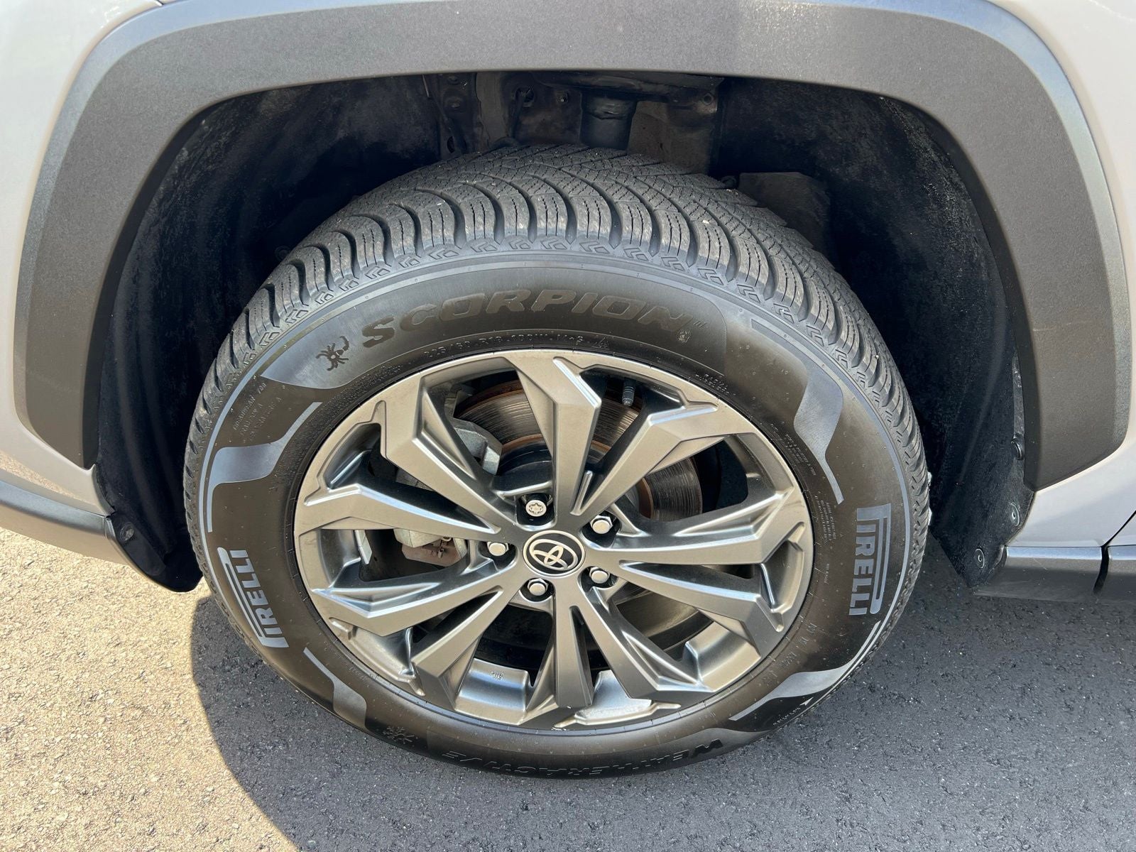 2022 Toyota RAV4 Hybrid XLE Premium