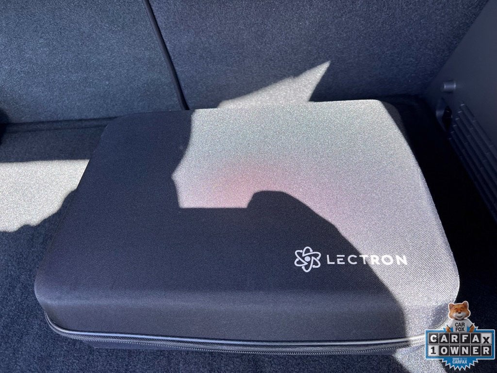 2024 Hyundai Kona Electric SEL