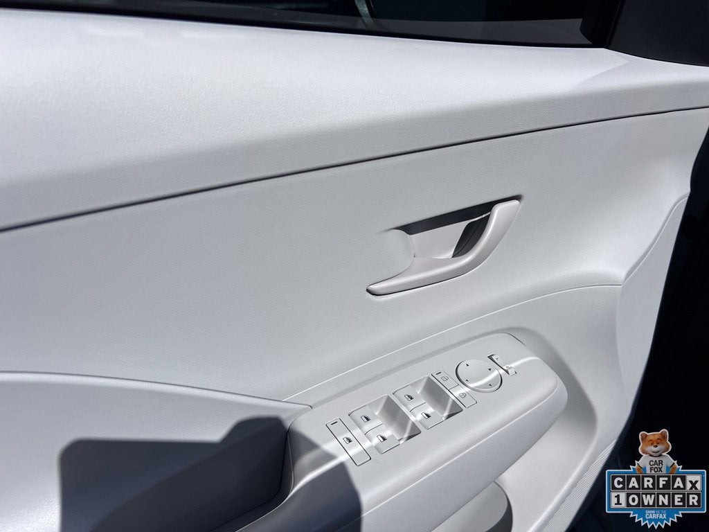 2024 Hyundai Kona Electric SEL