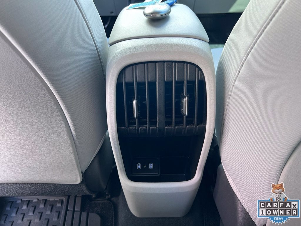 2024 Hyundai Kona Electric SEL