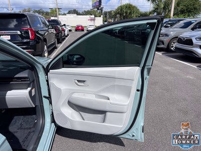 2024 Hyundai Kona Electric SEL