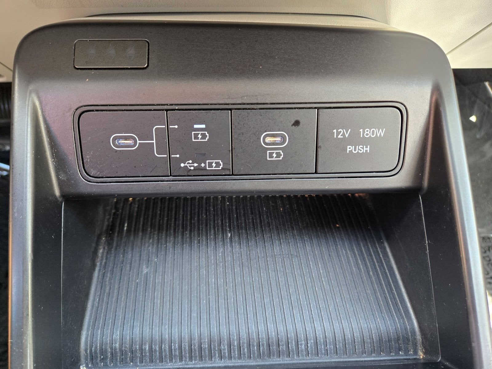 2024 Hyundai Kona Electric SEL