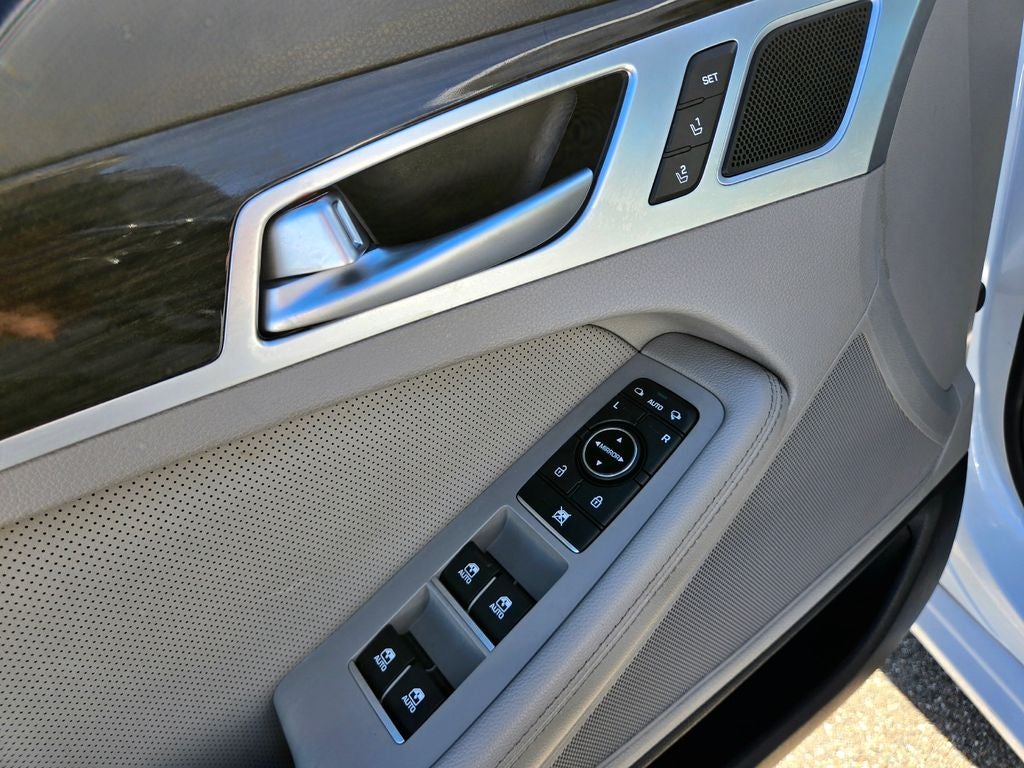 2018 Genesis G80 3.8