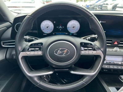 2022 Hyundai Elantra Limited