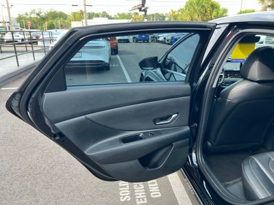 2022 Hyundai Elantra Limited