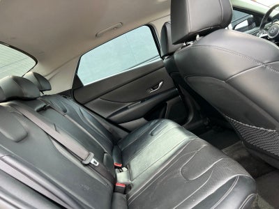 2022 Hyundai Elantra Limited