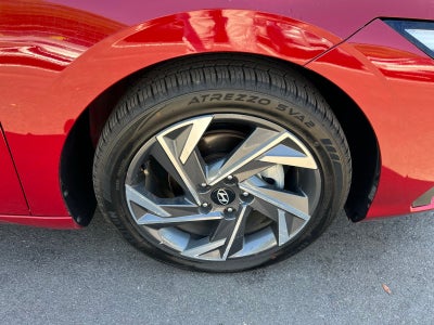 2024 Hyundai Elantra Limited