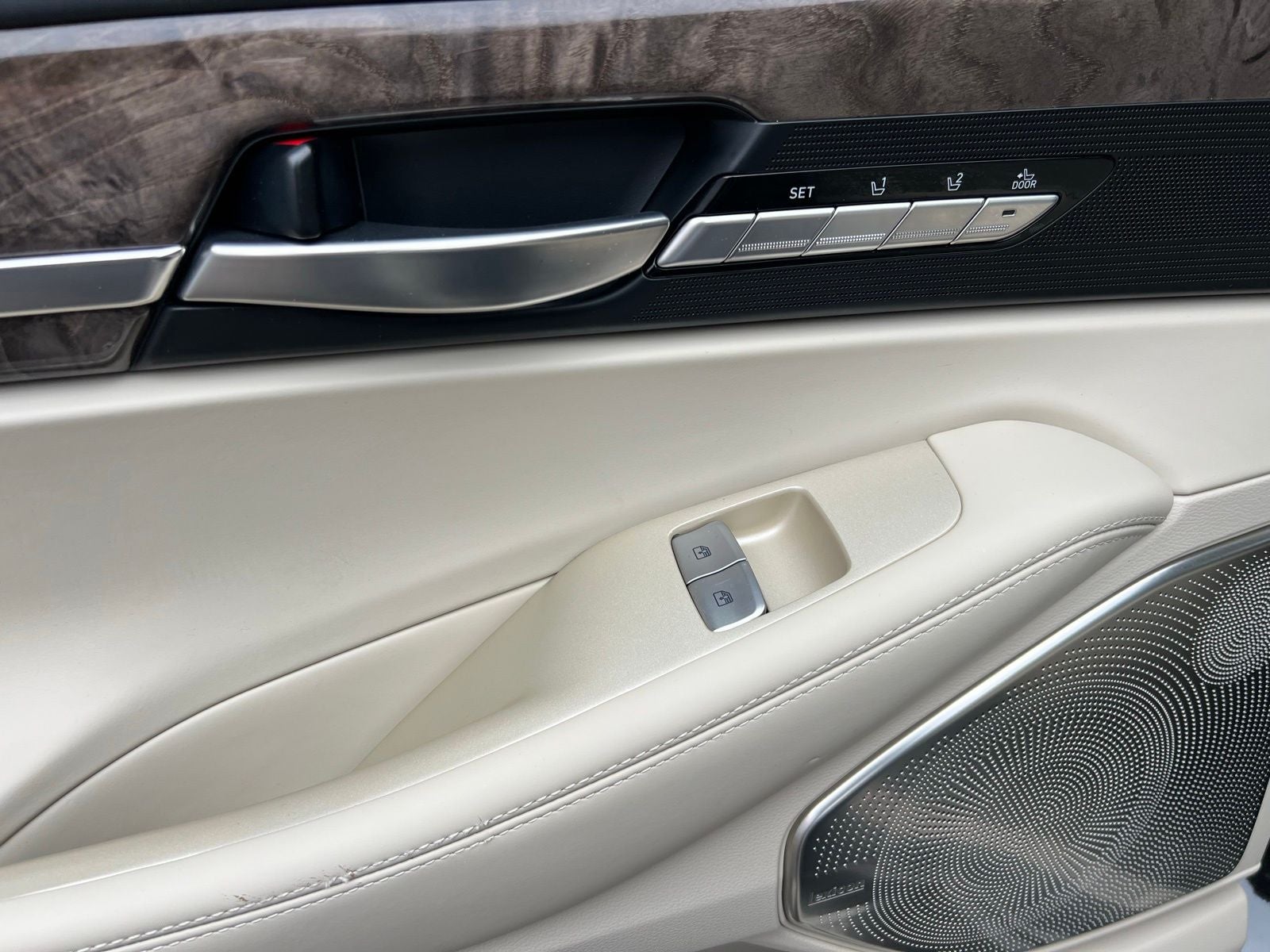 2019 Genesis G90 5.0 Ultimate