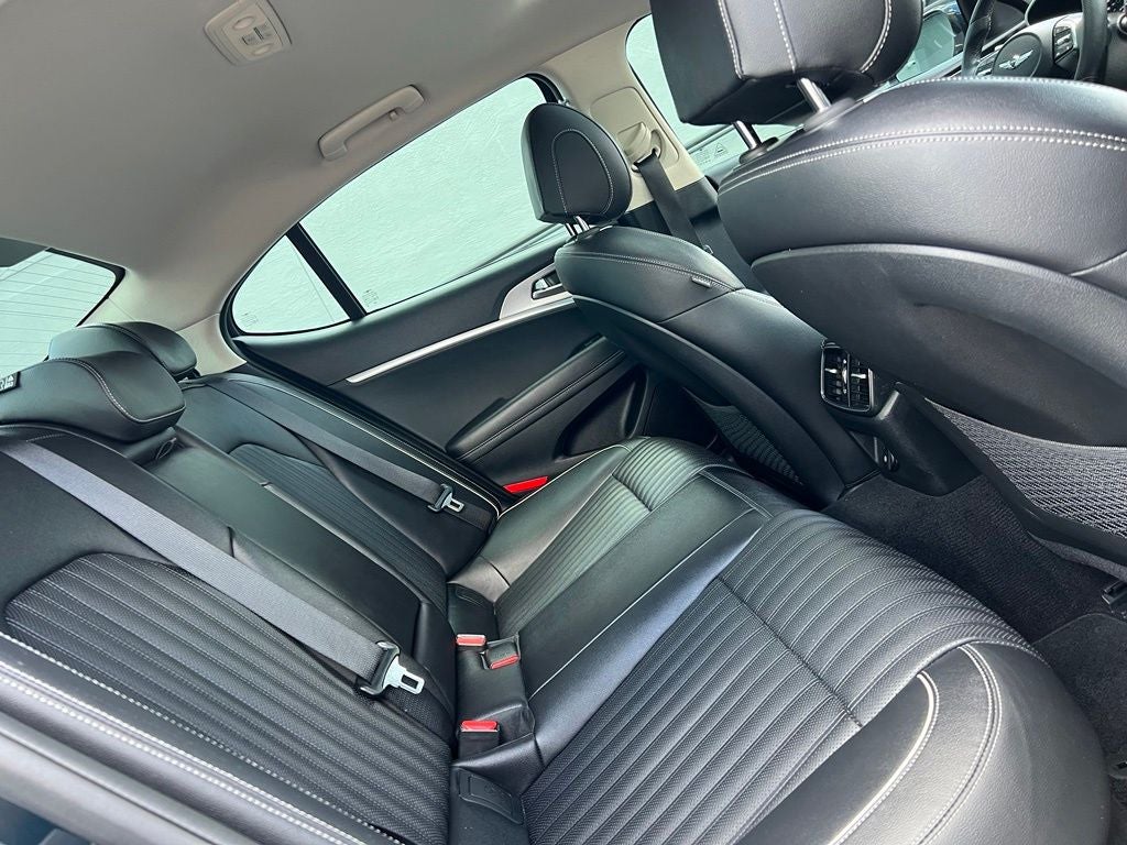 2022 Genesis G70 2.0T