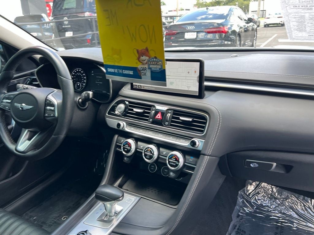 2022 Genesis G70 2.0T