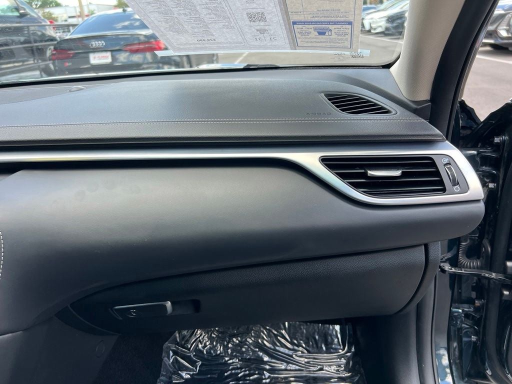 2022 Genesis G70 2.0T