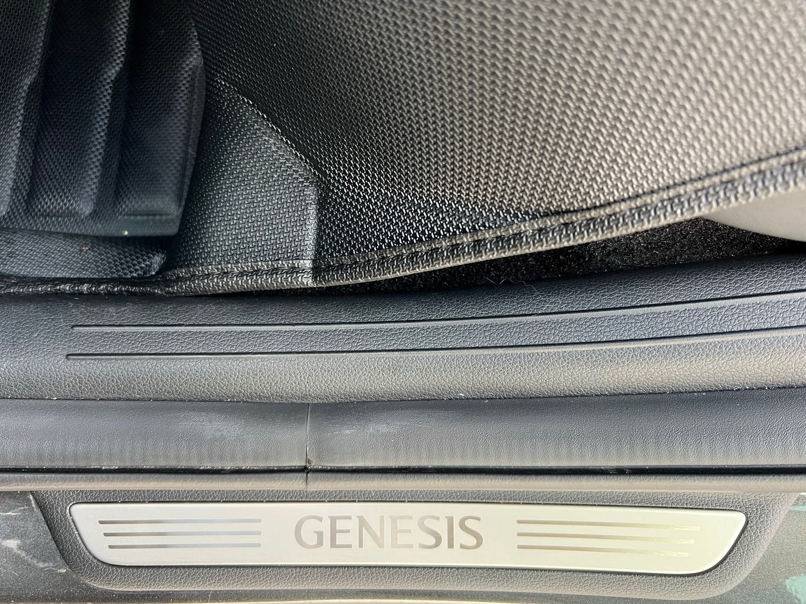 2023 Genesis G70 3.3T