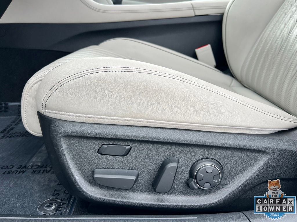 2023 Genesis G70 3.3T