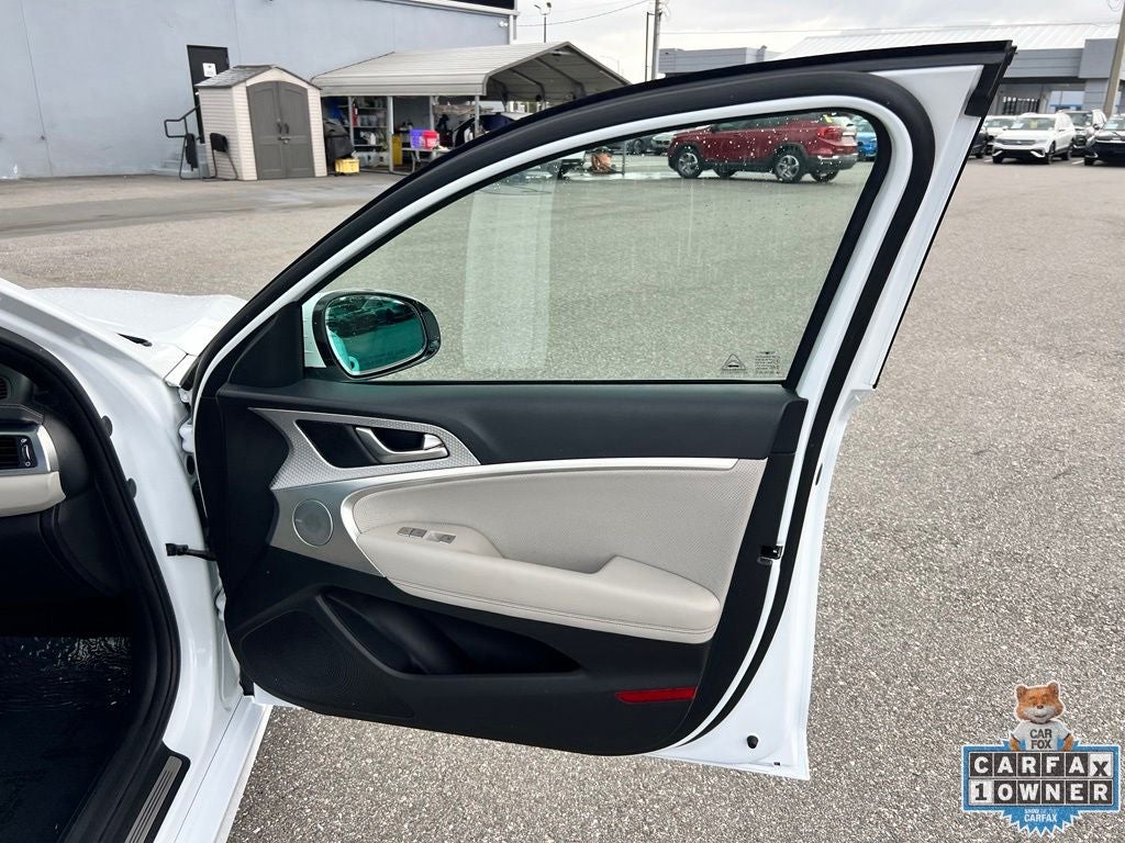 2023 Genesis G70 3.3T