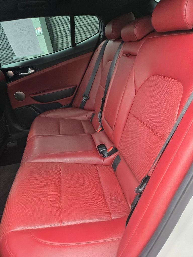 2021 Kia Stinger GT-Line