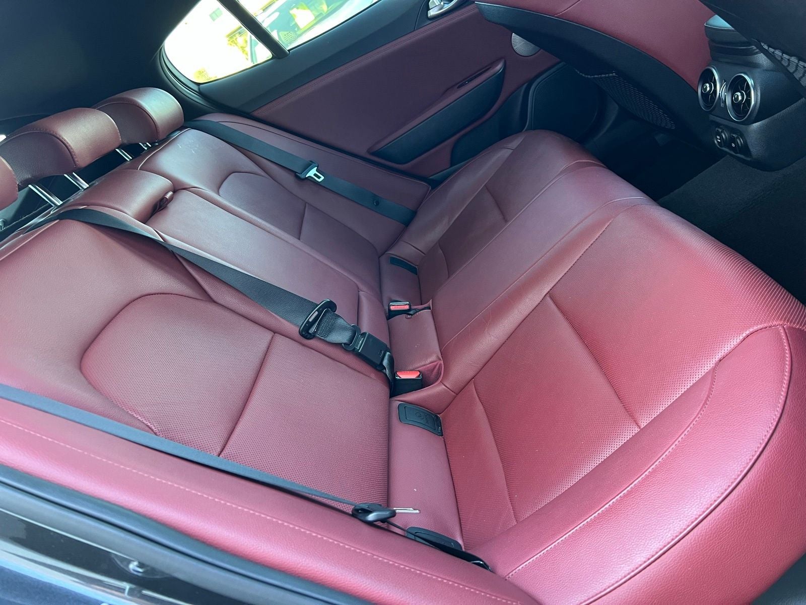 2023 Kia Stinger GT-Line