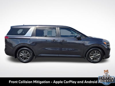 2023 Kia Carnival LX Seat Package