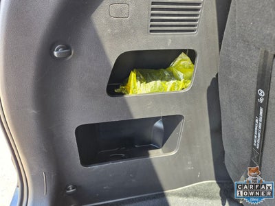 2023 Kia Carnival LX Seat Package
