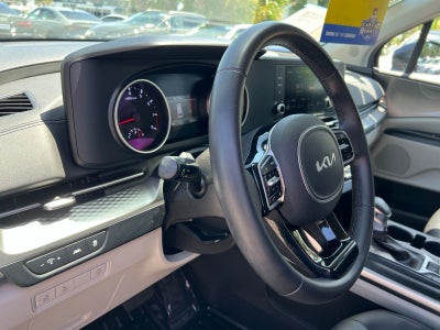 2024 Kia Carnival LX