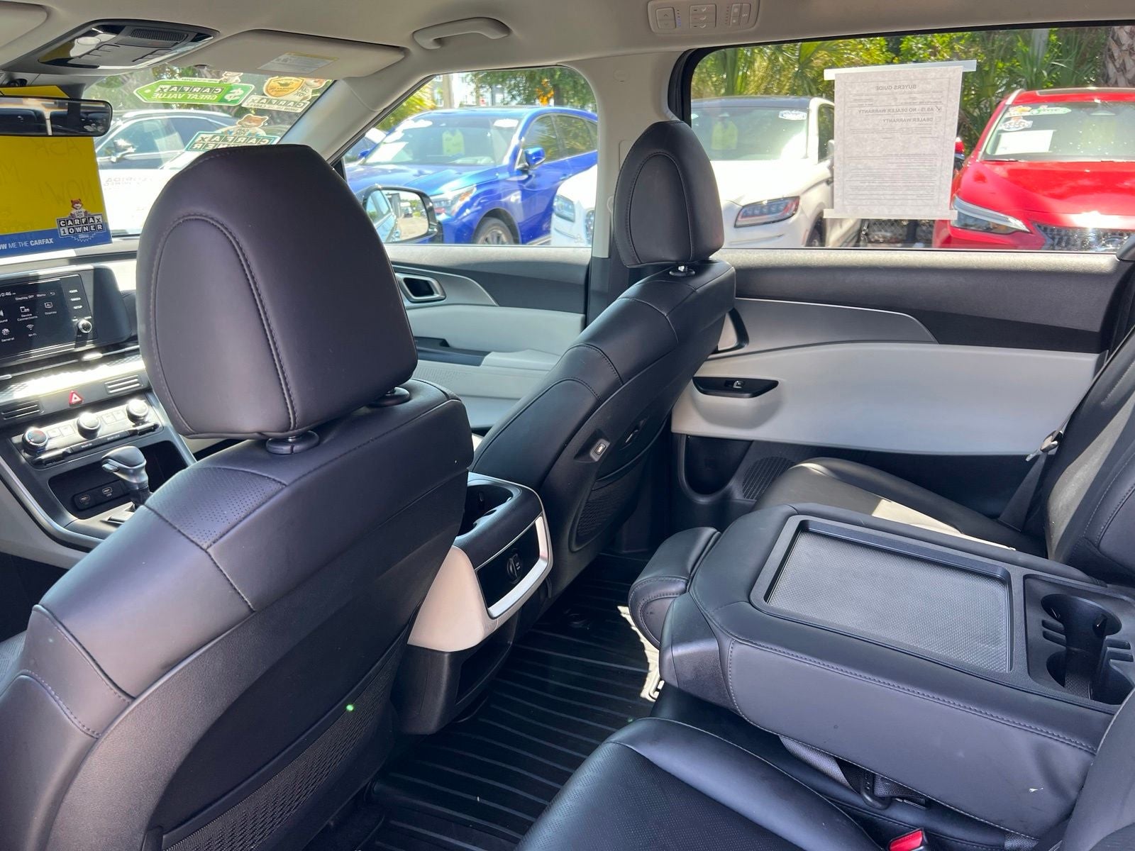 2024 Kia Carnival LX
