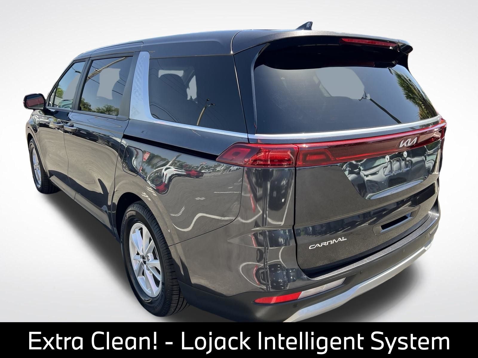 2024 Kia Carnival LX