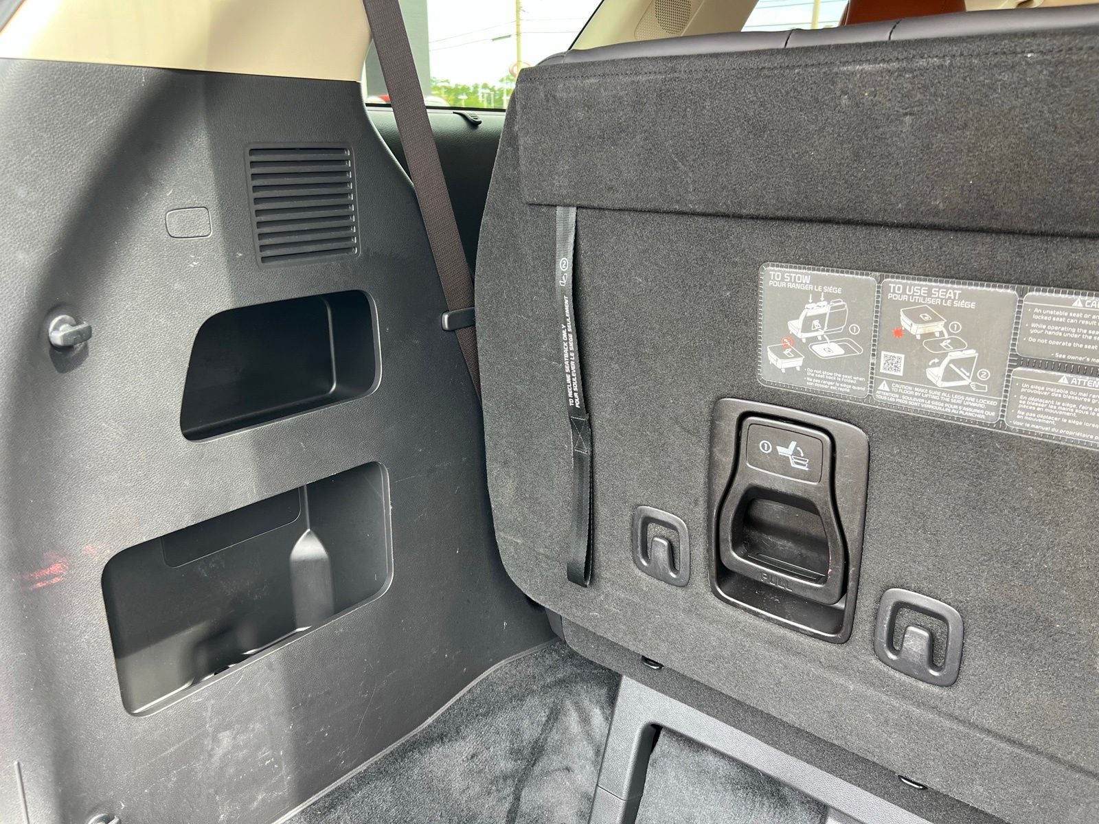 2024 Kia Carnival SX