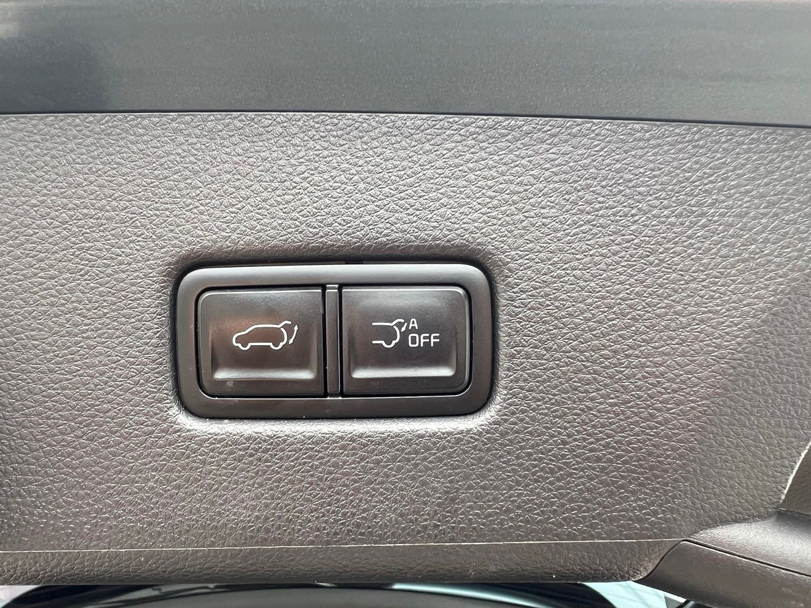 2024 Kia Carnival SX
