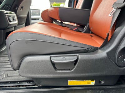 2024 Kia Carnival SX