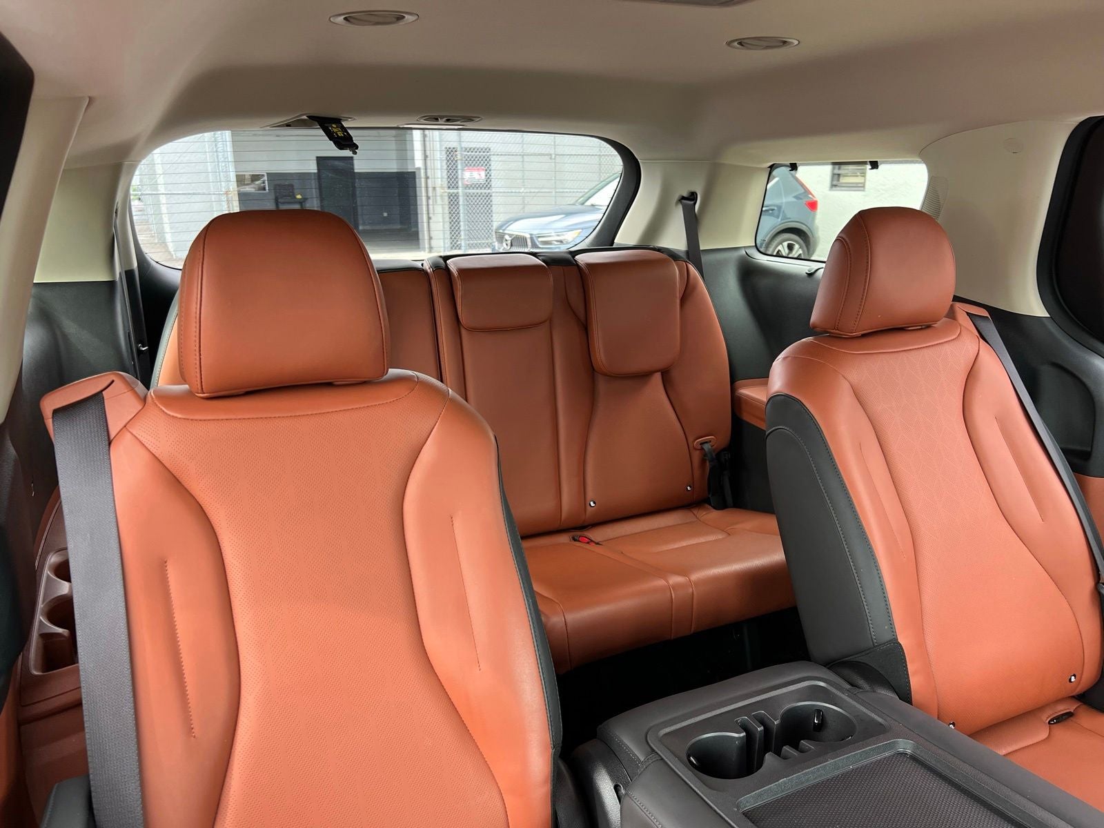 2024 Kia Carnival SX