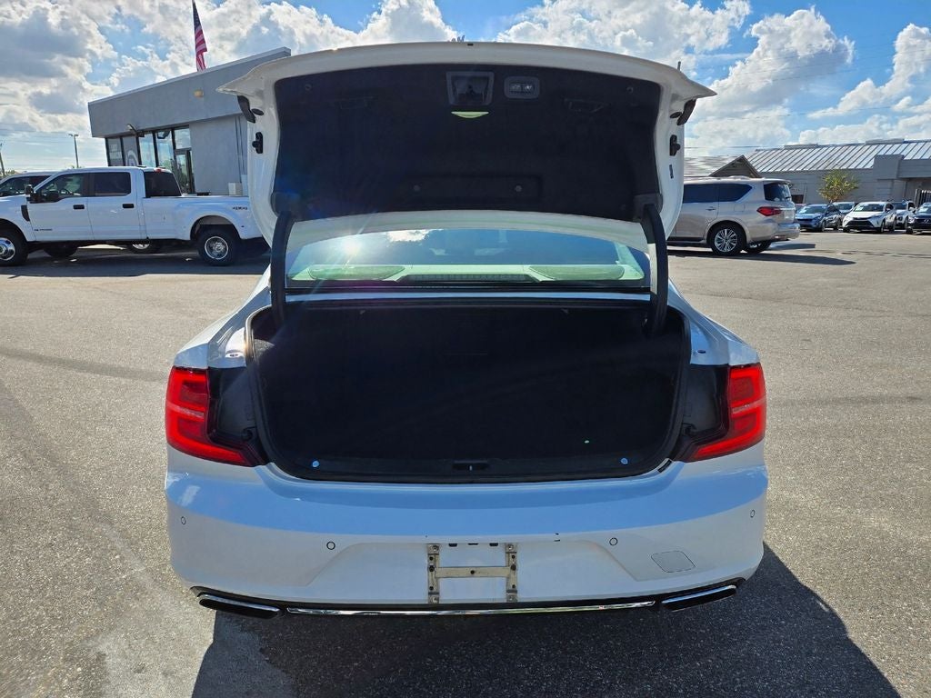 2018 Volvo S90 Hybrid T8 Inscription