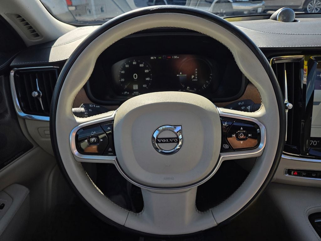 2018 Volvo S90 Hybrid T8 Inscription