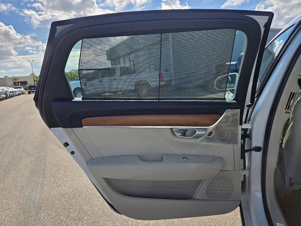 2018 Volvo S90 Hybrid T8 Inscription