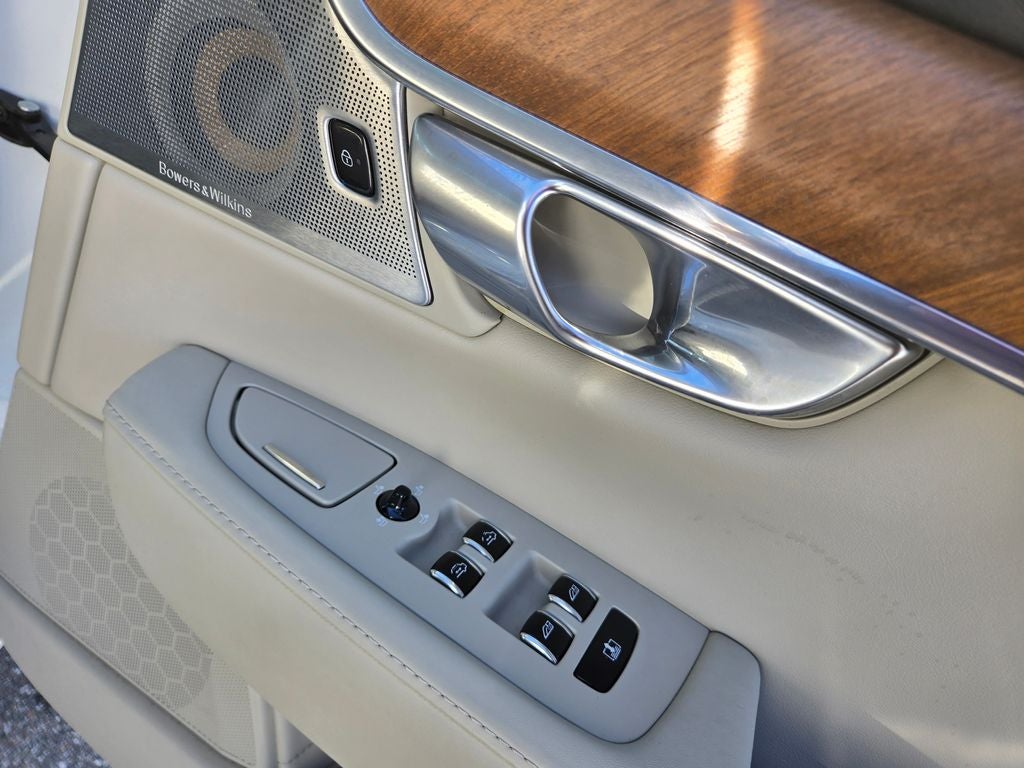 2018 Volvo S90 Hybrid T8 Inscription