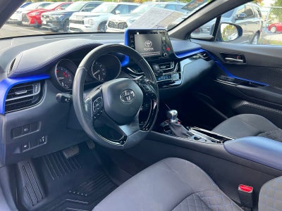 2021 Toyota C-HR XLE