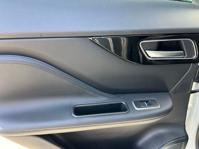 2020 Jaguar F-PACE 25t Premium