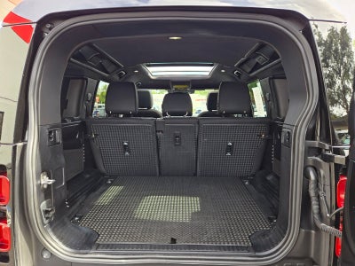 2025 Land Rover Defender 110 S