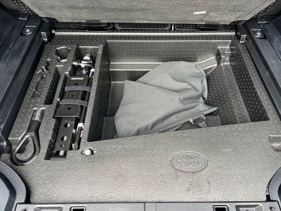 2025 Land Rover Defender 110 S
