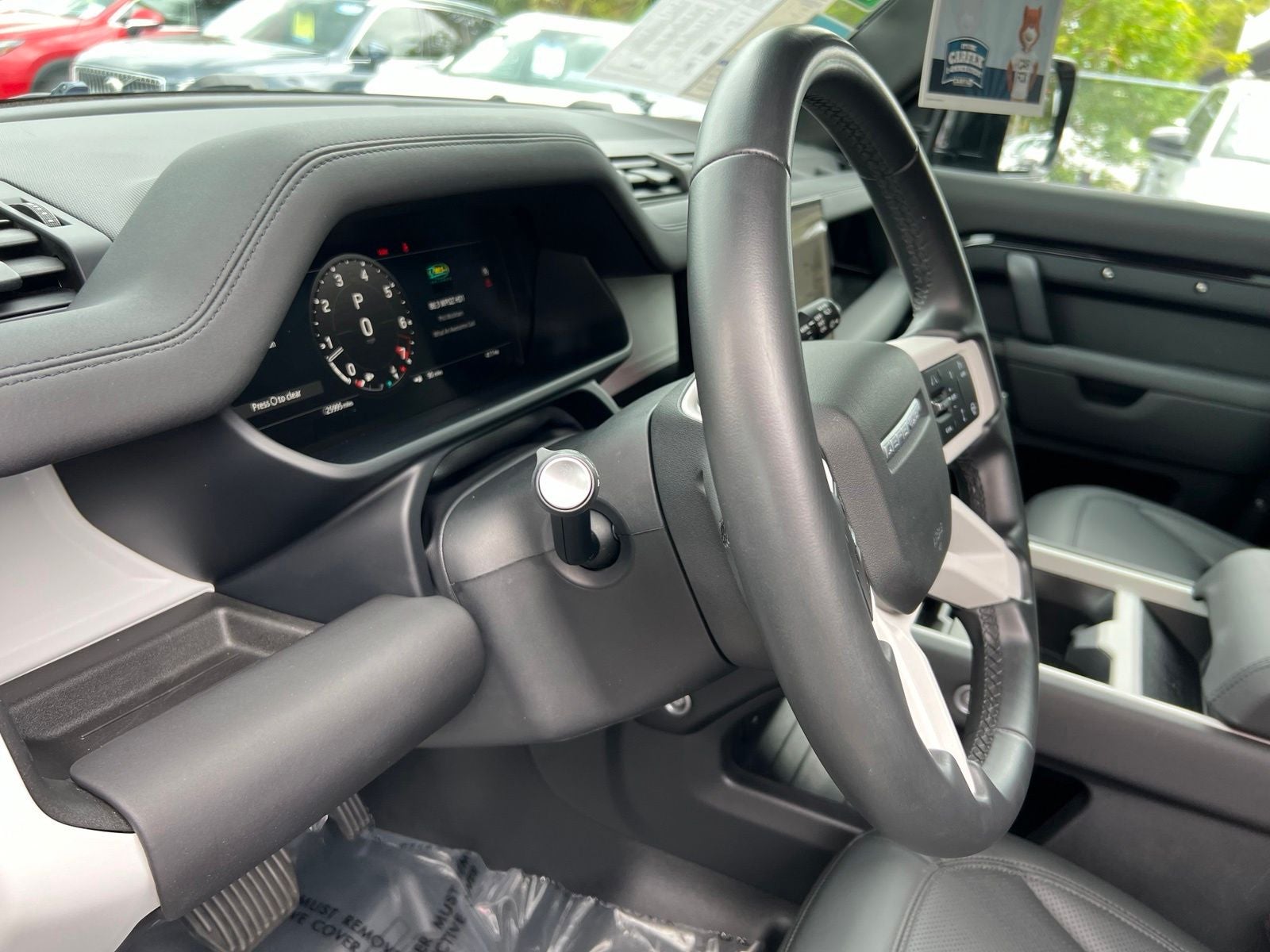 2025 Land Rover Defender 110 S