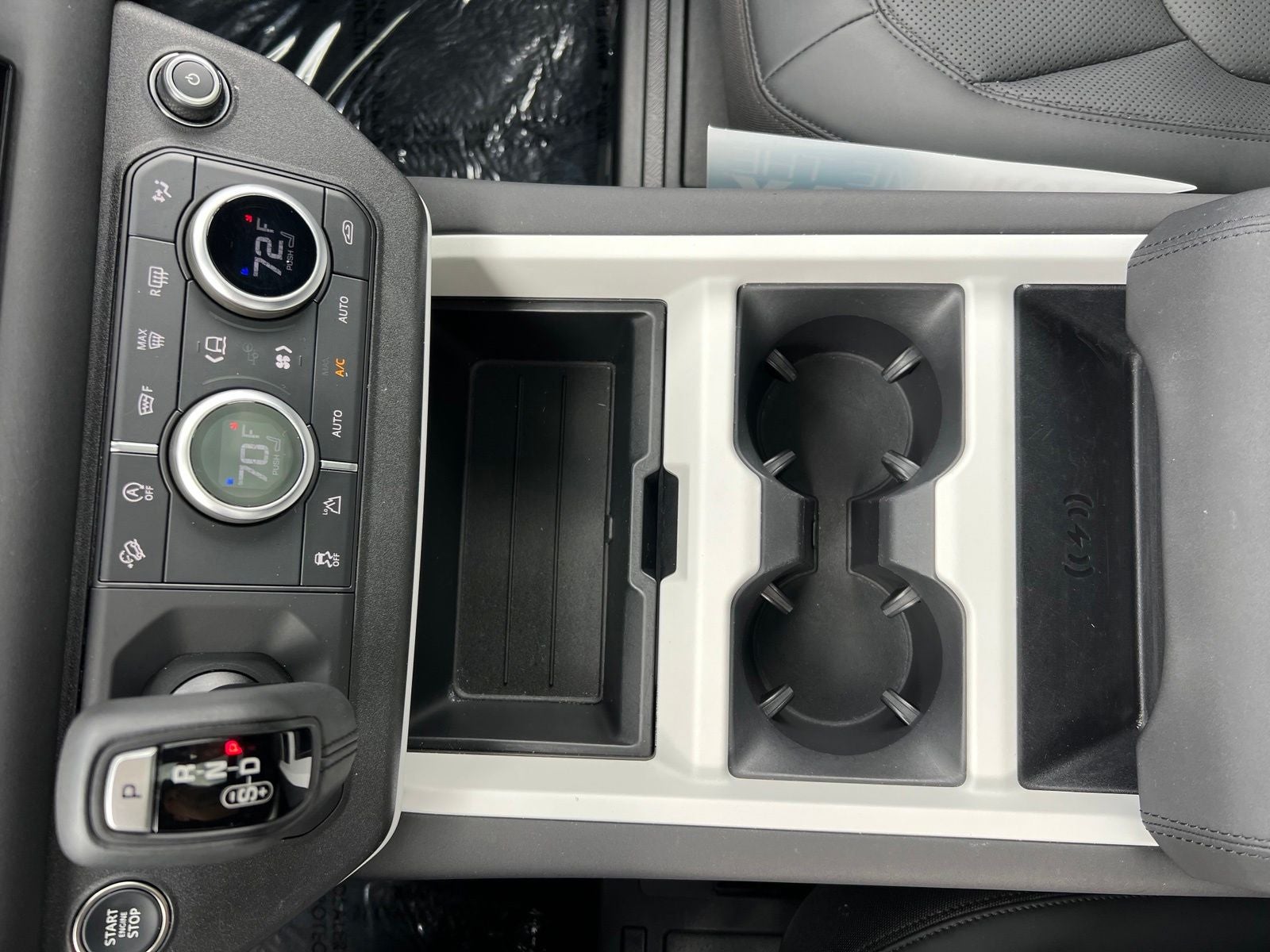 2025 Land Rover Defender 110 S